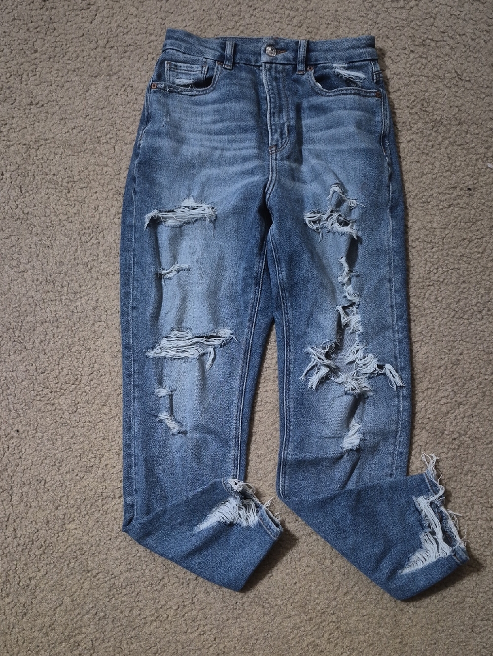 American Eagle Outfitters Distressed Boyfriend Jeans – Medium Blue Wash